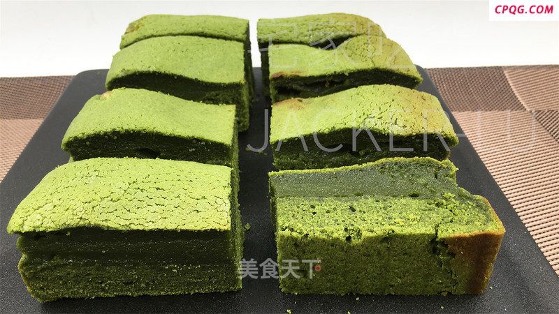 抹茶双层糯米饼,一口咬下双重滋味,糯叽叽星人必尝。的做法