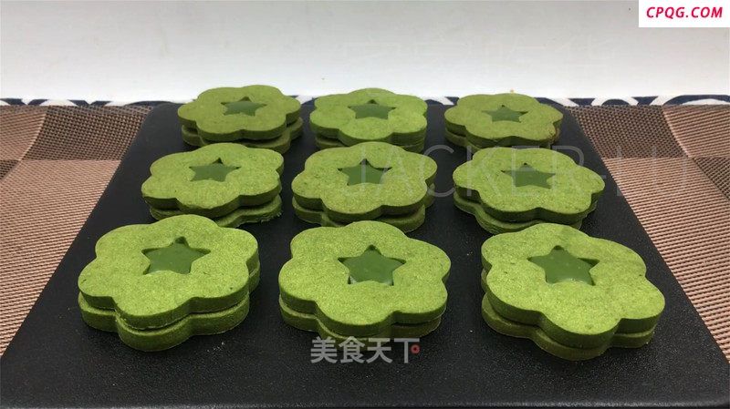 抹茶巧克力夹心饼,甜蜜 “炸” 弹,一口惊艳。的做法