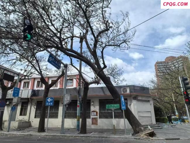 北京处置多起交通突发情况 快速响应保障通行