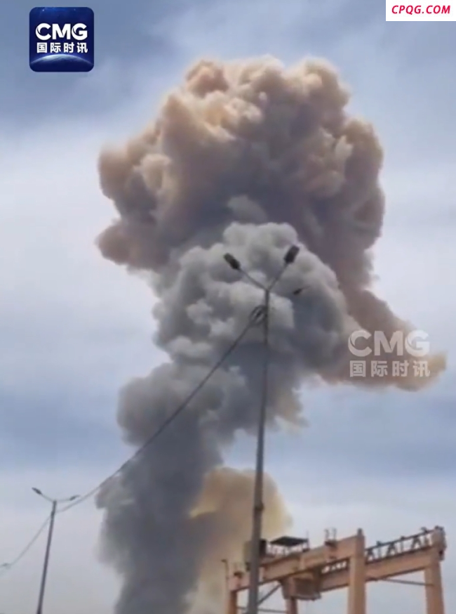 伊朗一港口发生高强度爆炸