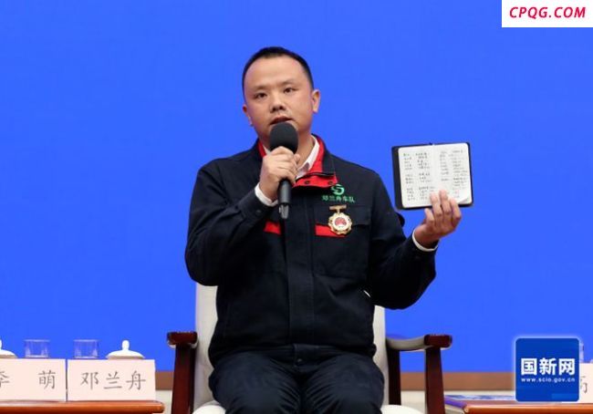 农村客车司机讲述十七年山路服务历程 平凡中的劳模精神