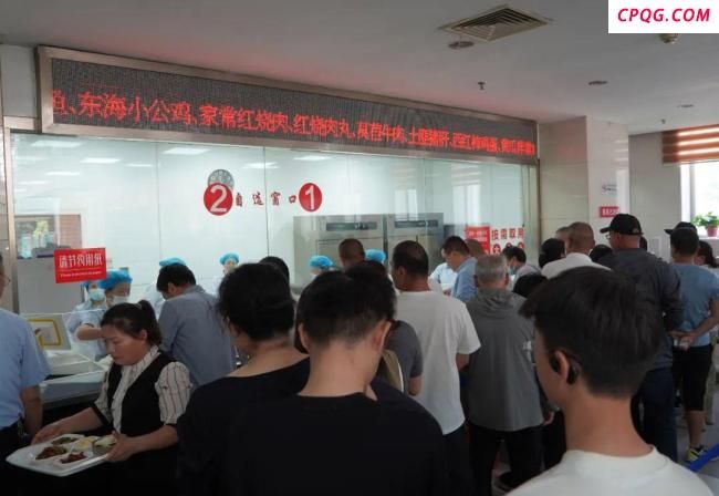 游客在荣昌政府食堂1天吃1500斤猪肉 暖心举措受热捧