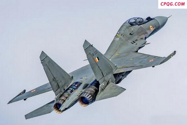 专家解读印巴空军实力对比 苏-30MKI vs 枭龙Block3