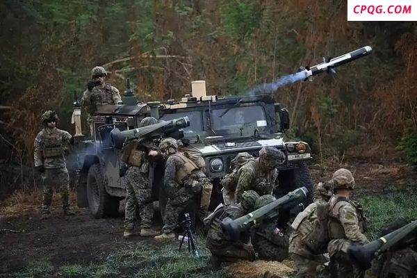 评论员：美军增兵南海目标很明确 制造双线压力