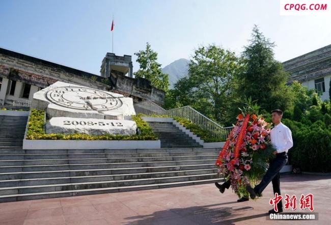 汶川举办纪念512活动 缅怀历史收获力量
