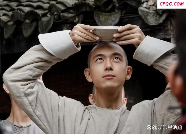 李现新剧辫子头造型引关注
