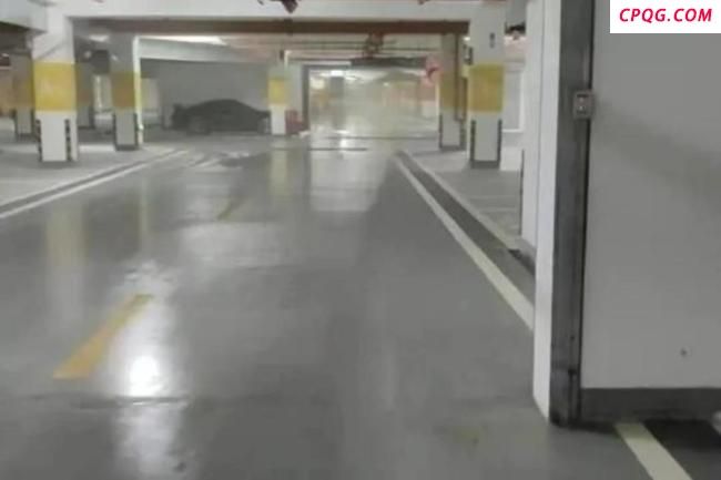 儿子中1000万 父亲生疑砍伤前妻 千万大奖引发家庭悲剧