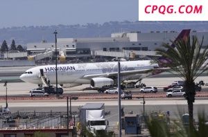 美国一航班收到“诈弹”威胁 一人被捕