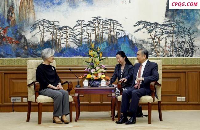 中方会见美国亚洲协会会长说明什么 释放缓和信号