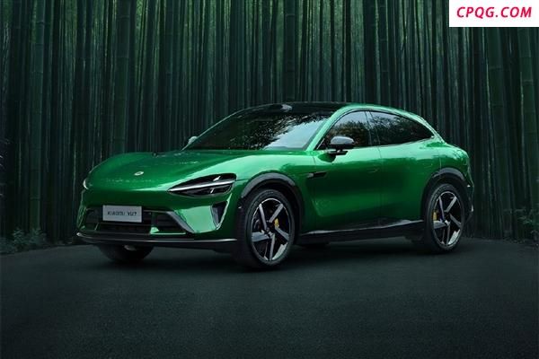 雷军现场拿小米YU7对比ModelY 展现压倒性优势