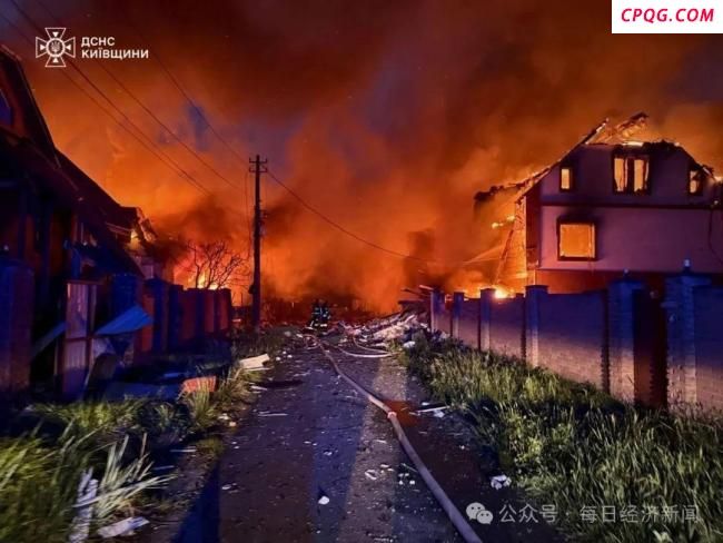 特朗普批普京泽连斯基 严厉批评引发关注