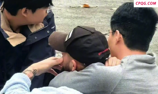 巴塞罗那街头的中国功夫！中国小伙巴塞罗那抓小偷走红 