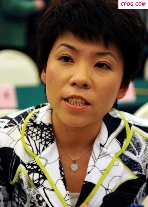 从18个世界冠军到剑桥博士，邓亚萍：疼痛是我的勋章