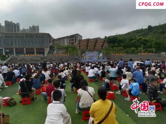 湖南湘西：“六一”嘉年华让孩子埋下科技种子