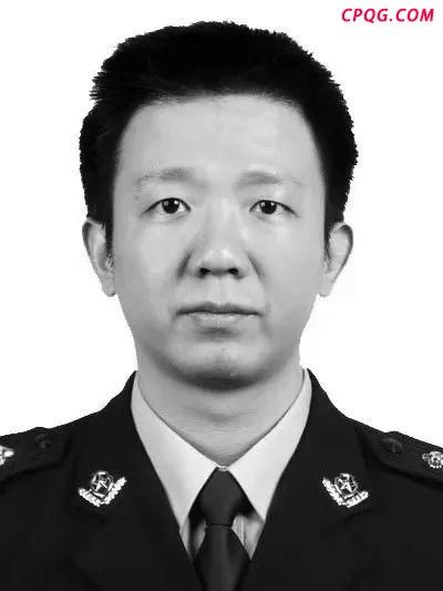 武汉警界科技精英万松因公牺牲