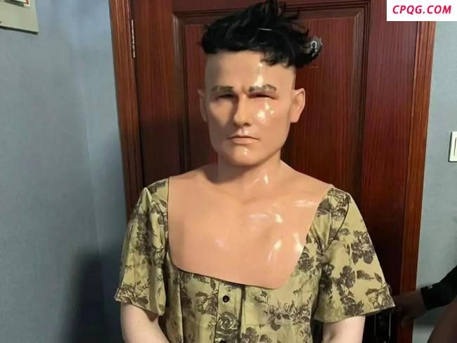 看到这种“面具”人脸需警惕