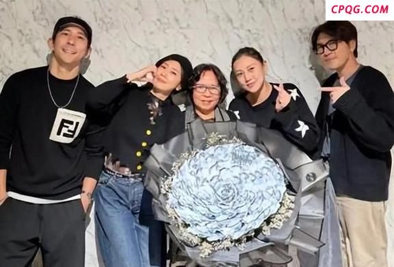 贾静雯自曝三位亲人患癌 抗癌路上的坚强与希望