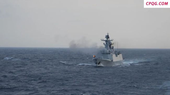 海军舰艇编队实战化演练 多海域多课目锤炼协同作战能力