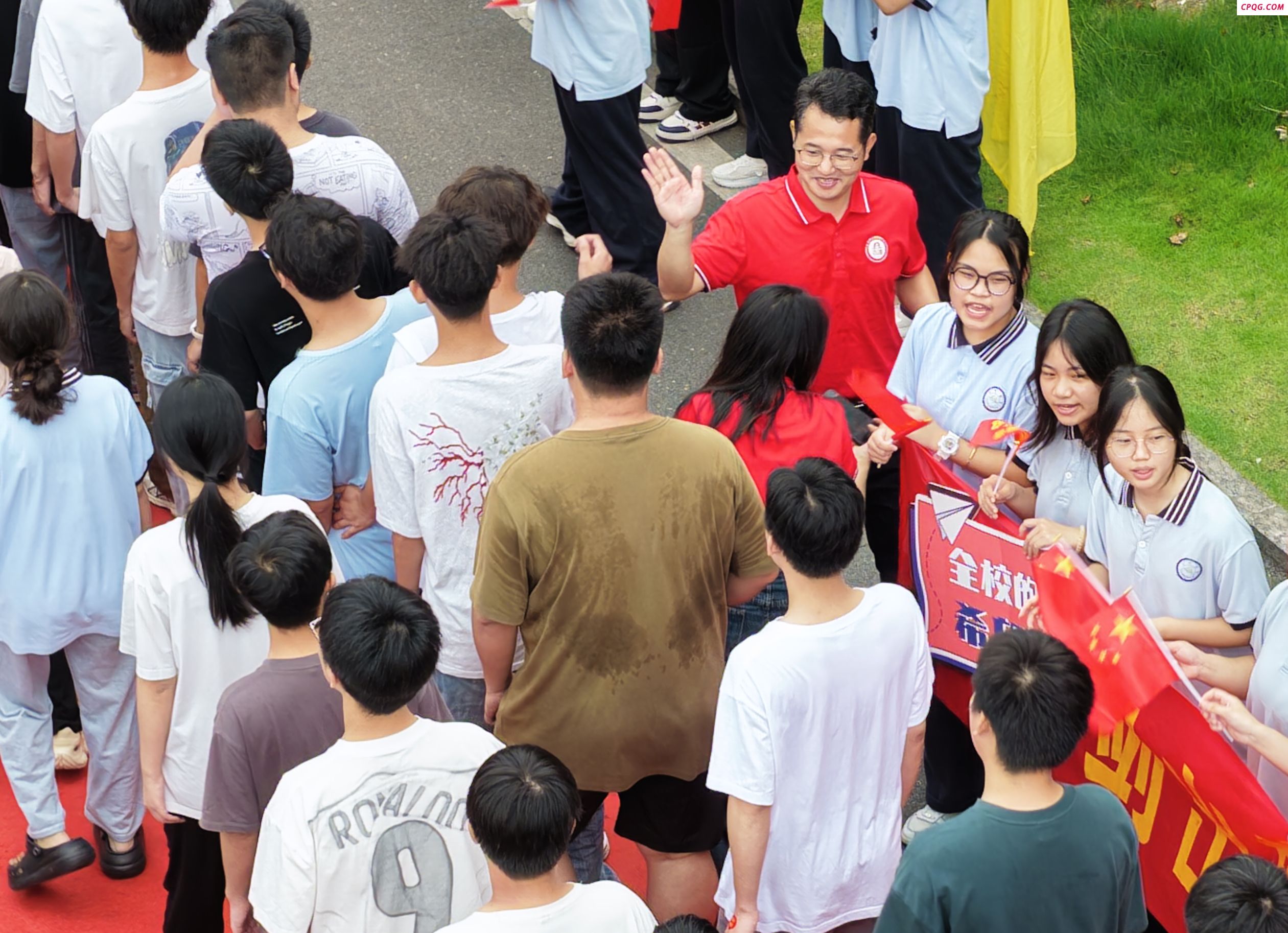湖南道县：暖心送考 逐梦远航