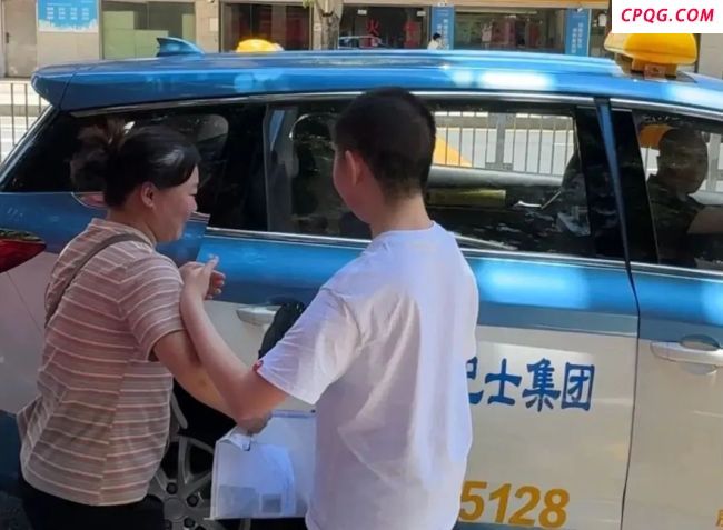 深圳全盲考生再战高考 逐梦文学之路
