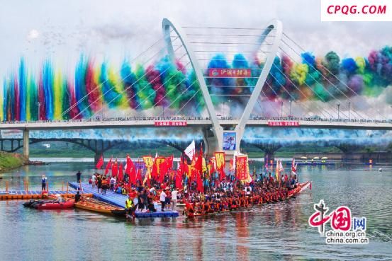 全国龙舟大联动暨氧城泸溪“村舟”大赛开赛