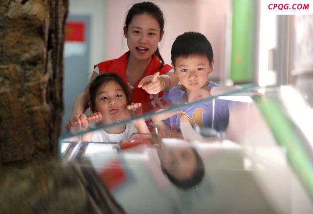 幼儿园师生“触摸”红色记忆