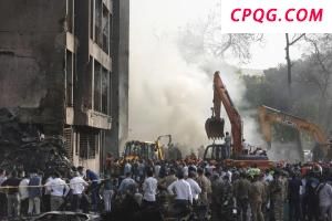 警方认定罗帅宇系跳楼自杀身亡 家属质疑另有隐情