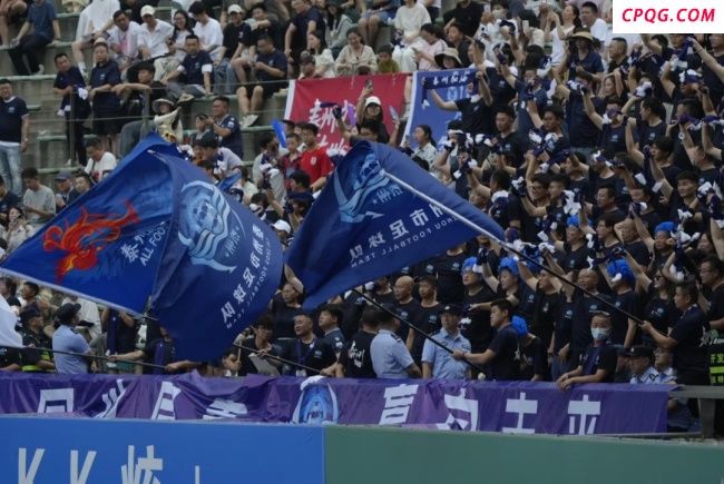 苏超扬州1-1战平泰州 球迷热情互动燃爆全场