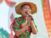 42岁百万网红“草帽姐”自曝患肝纤维化，直播间崩溃落泪