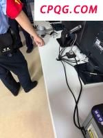尔冬升父女俩相差61岁引热议 慈父宠爱女儿