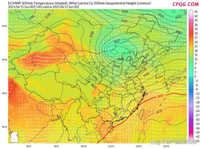 台风蝴蝶登陆后不散 多地暴雨破纪录 南北系统“牵手”增势