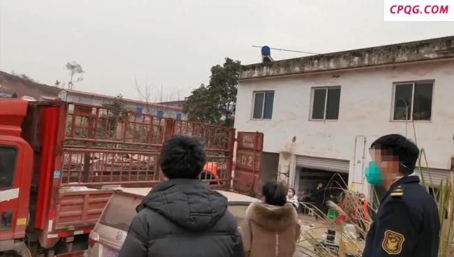 蜂蜜厂遭强拆 法院判区政府赔偿24万 女老板继续维权求公正