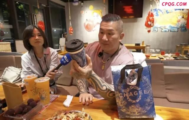 台女子：看完“馆长”示范想去大陆 真实大陆引发共鸣