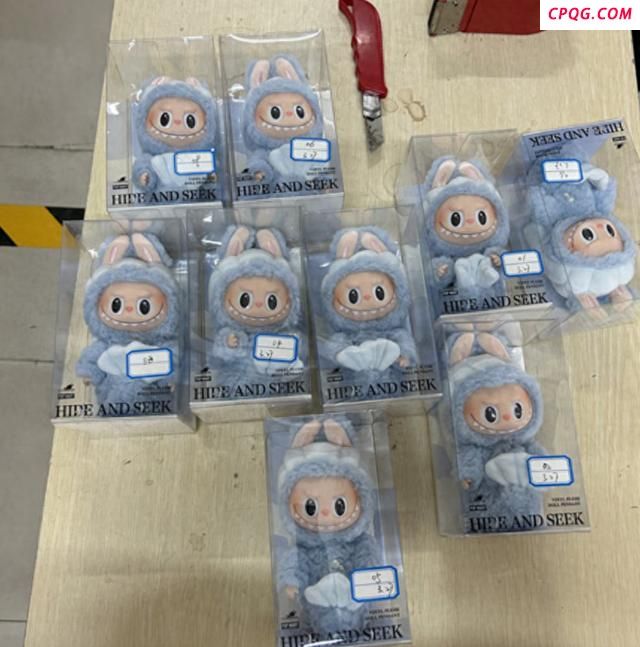 39个LABUBU拍卖价超19万 海关罚没品竞拍火热
