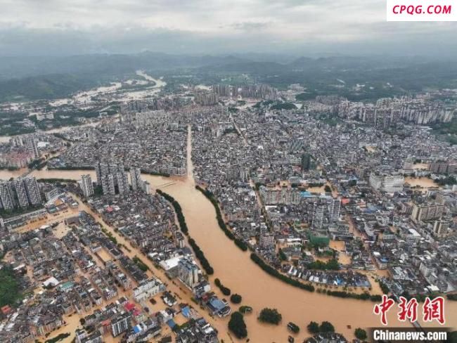 广东怀集洪水致超18万人受灾