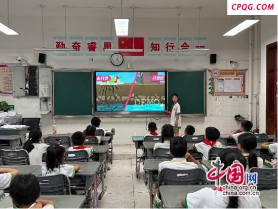 湖南湘西：增强学生环保意识 培养垃圾分类习惯