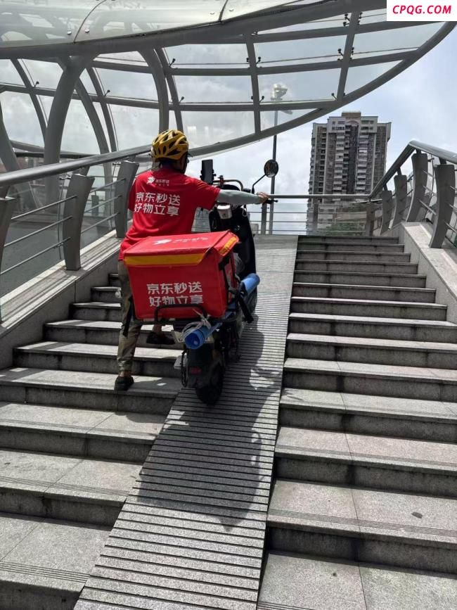 广州2.36万辆电鸡被查扣 专项整治行动持续进行