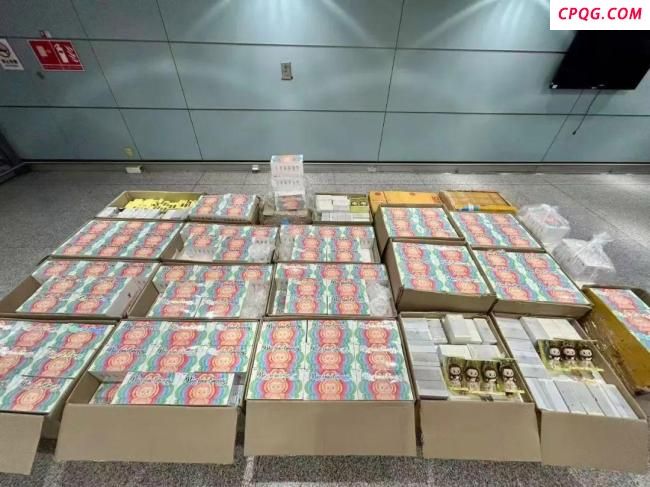 10人携带3086个泡泡玛特被查