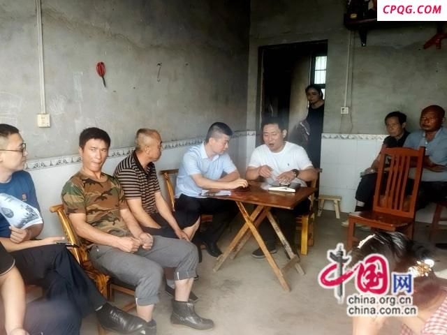 兰溪镇：干群齐聚屋场会，共绘乡村“靓”图景