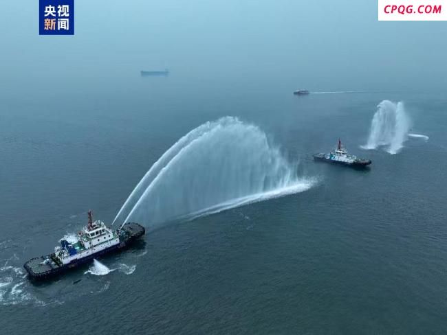 全国首艘氢电拖轮在青岛港入列 填补多项国内空白