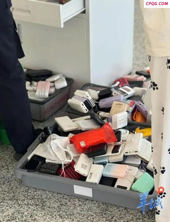 禁止带无3C标识充电宝乘航班 确保航空安全