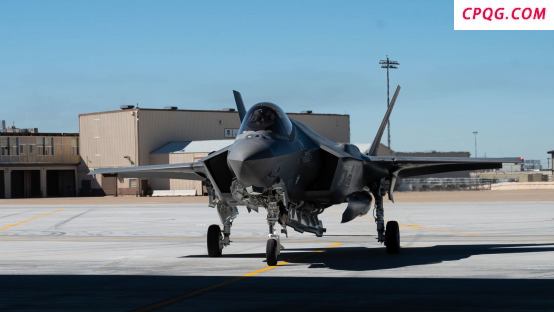 英国拟购12架F-35A战机