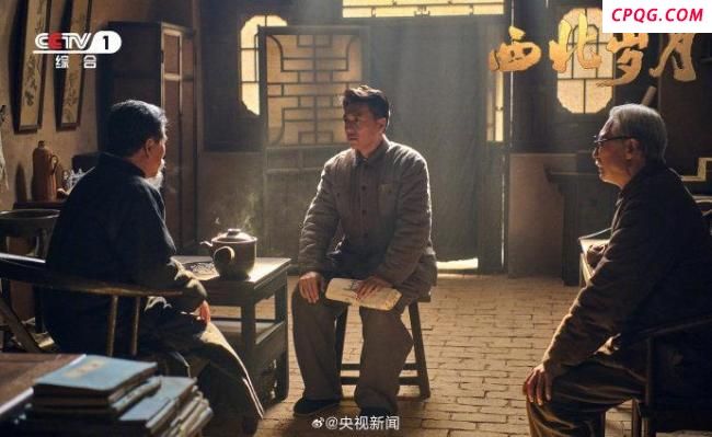 靳东获白玉兰最佳男主角 三十年演艺路终获殊荣