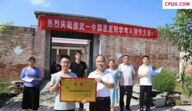 退学北大考清华男生谈放弃护理学 非议与误解中的抉择