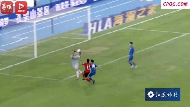 王志鹏点球破门 连云港1-0淮安 点燃全场热情