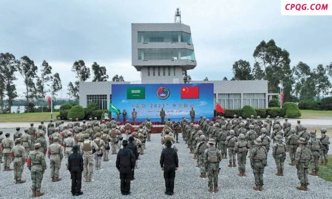 国产激光武器保护“爱国者”，击落21架胡塞无人机，沙特少将授勋！