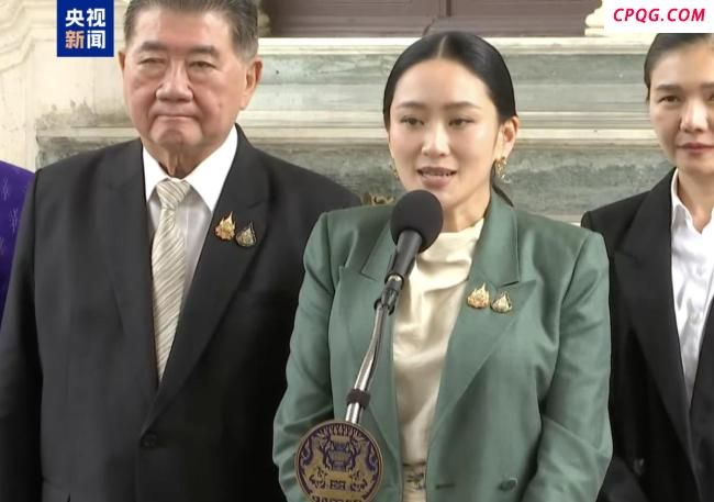 泰国史上最年轻总理缘何被停职