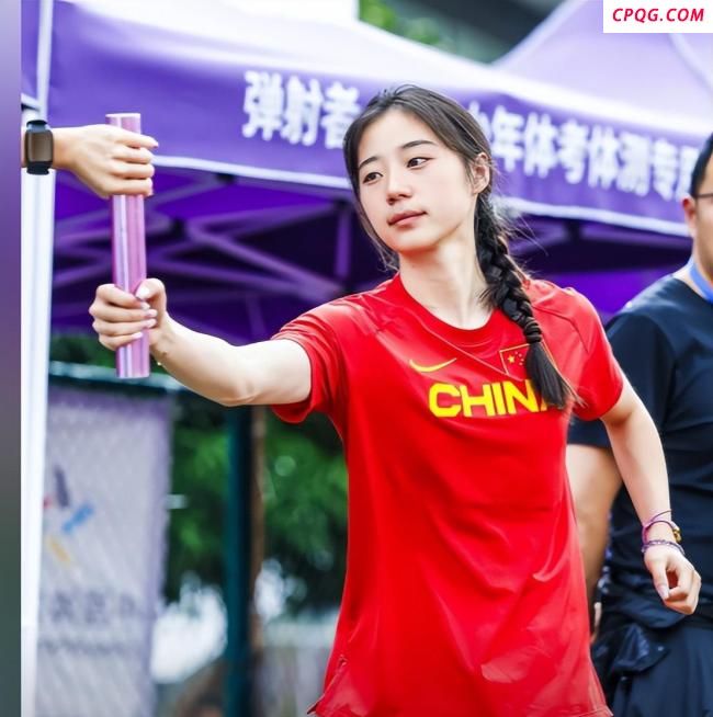女生高考462分 超北大录取分150多 短跑健将的辉煌逆袭