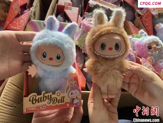 广州海关查获涉嫌侵权LABUBU880个