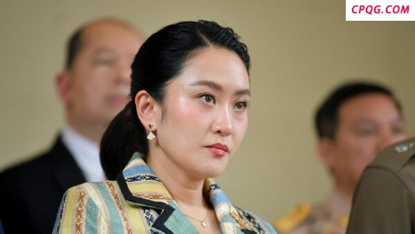 他信家族为何逃不开政治风暴 洪森施压促政权更迭